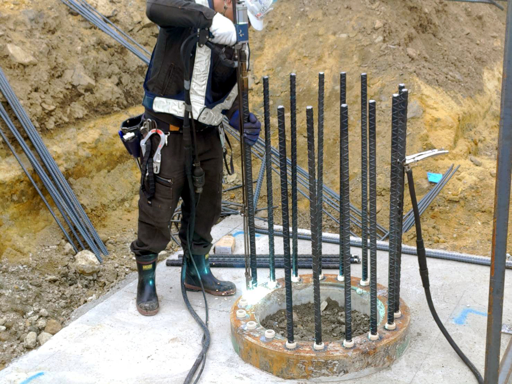 杭頭スタッド工法